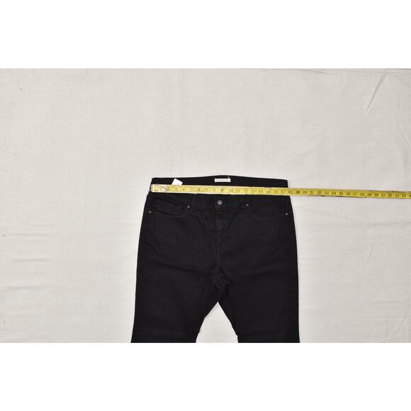 Levi's 315 Shaping Bootcut Jeans Women's Plus Size 18W Black Cotton Blend Zip - Picture 3 of 8